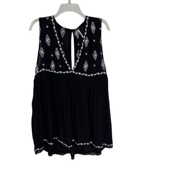 Free People Sleeveless Diamond Embroidered Boho Sleeveless Top Black Size M - Picture 5 of 12